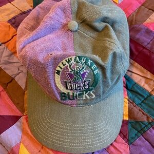 VTG NBA Milwaukee Bucks Strap back Hat